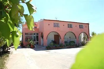 לינה וארוחת בוקר אגריג'נטו Il Mirto E La Rosa