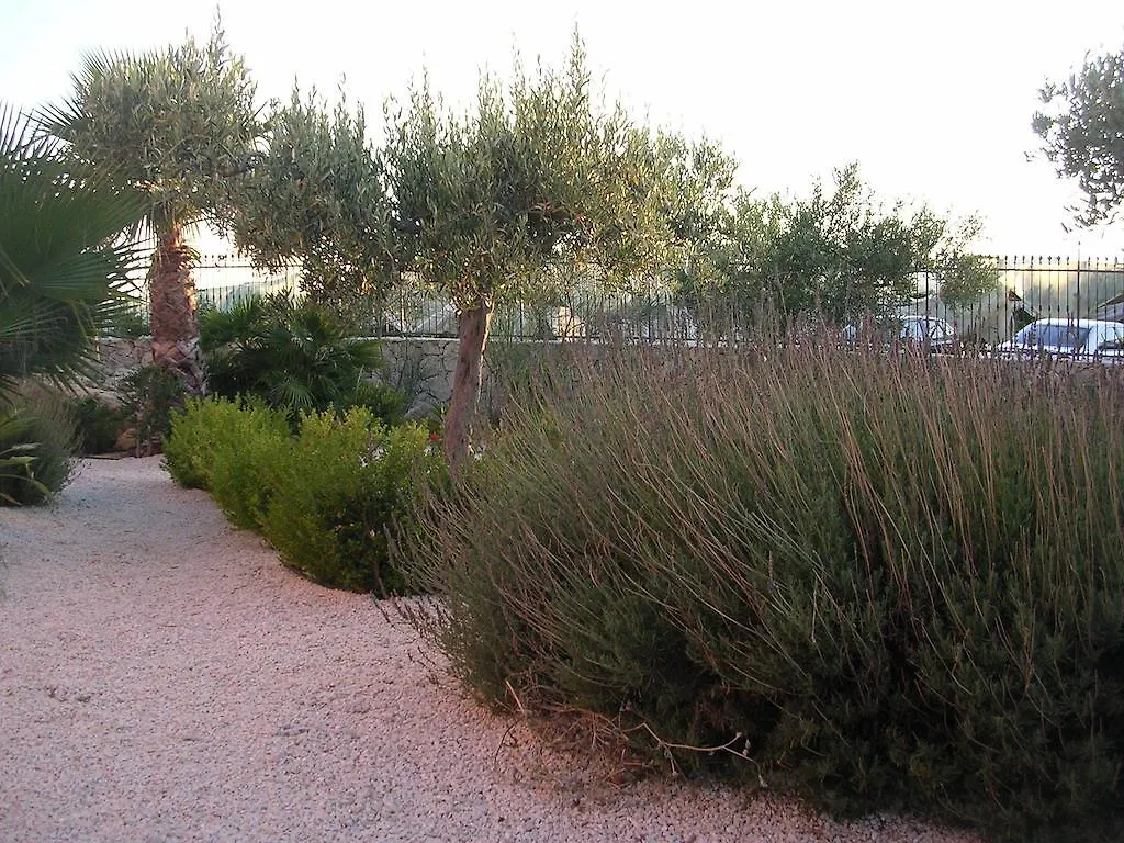 Bed and Breakfast Il Mirto e La Rosa Agrigento Bed & Breakfast